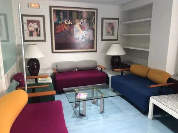 Piso en calle Góngora, 1