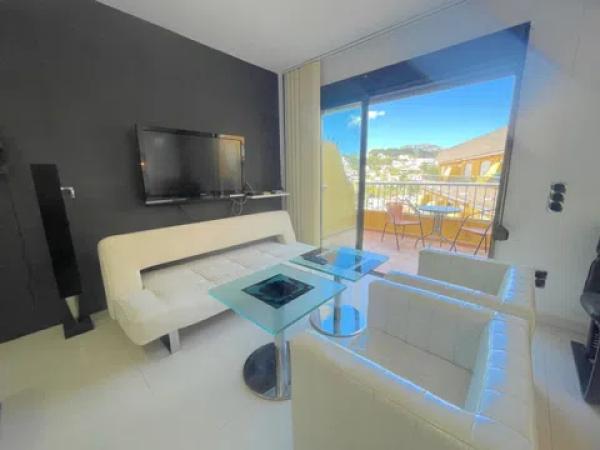 Piso en Cala Advocat - Baladrar