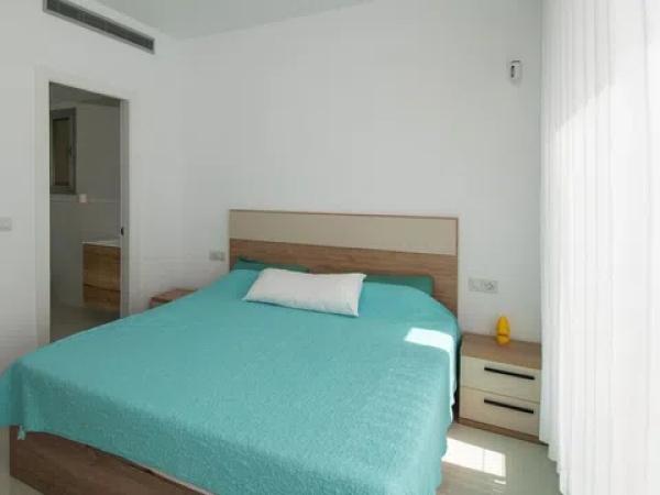 Casa independiente en calle Liverpool, 12