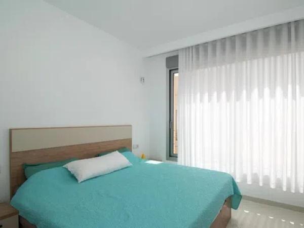 Casa independiente en calle Liverpool, 12