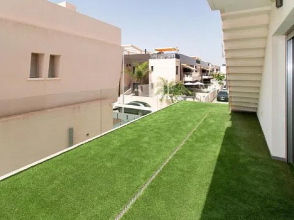 Casa independiente en calle Liverpool, 12