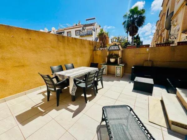 Chalet en Barrio Los Almendros-La Florida