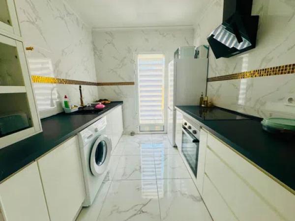 Chalet en Barrio Los Almendros-La Florida