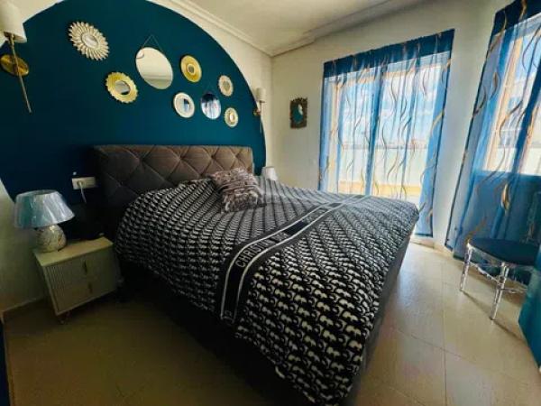 Chalet en Barrio Los Almendros-La Florida