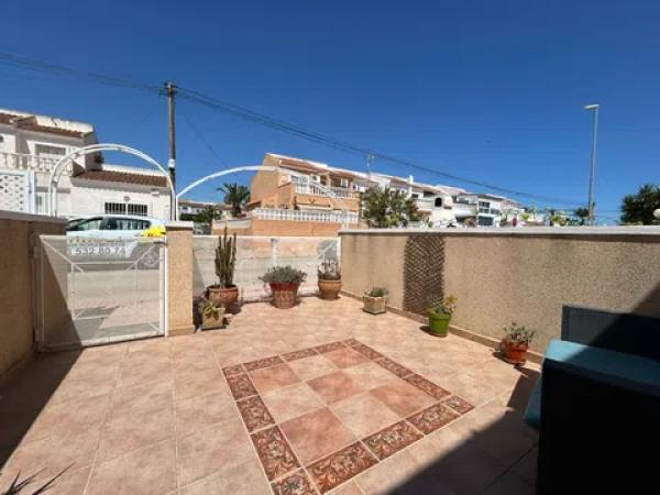 Dúplex en Barrio Los Almendros-La Florida