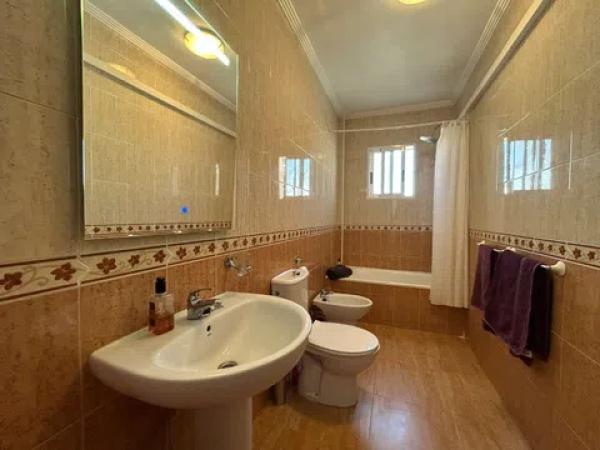 Dúplex en Barrio Los Almendros-La Florida