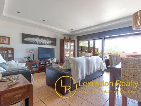 Chalet adosado en paseo Burgos, 4