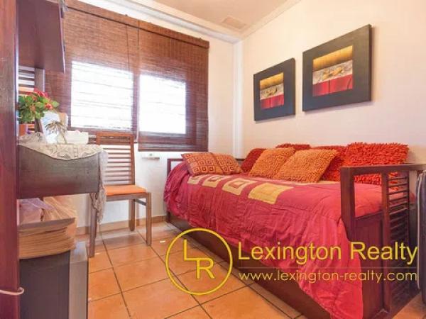 Chalet adosado en paseo Burgos, 4