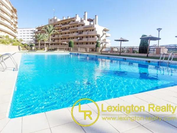 Chalet adosado en paseo Burgos, 4