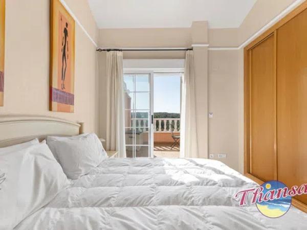 Chalet adosado en avenida de Finlandia