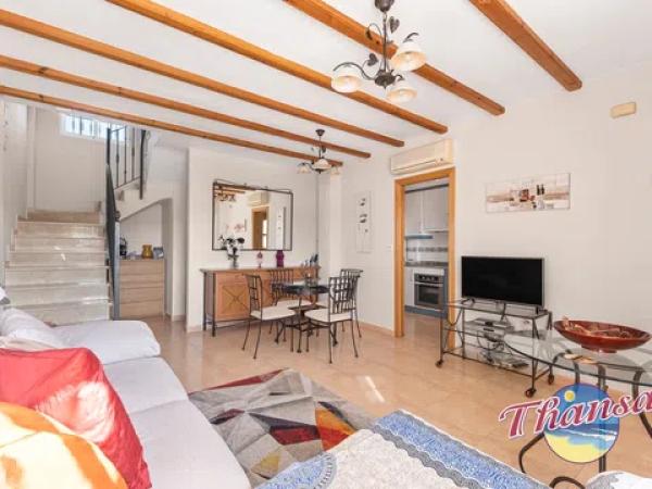 Chalet adosado en avenida de Finlandia