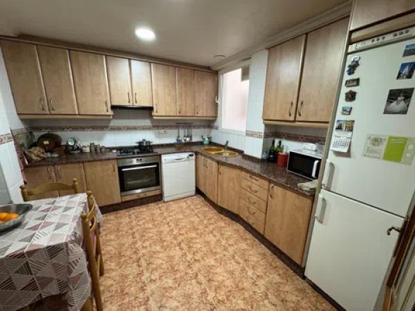 Piso en calle Escultor Navarro Santafé