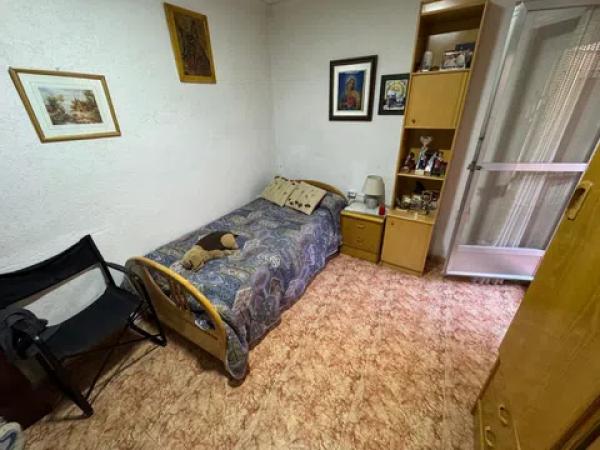 Piso en calle Escultor Navarro Santafé