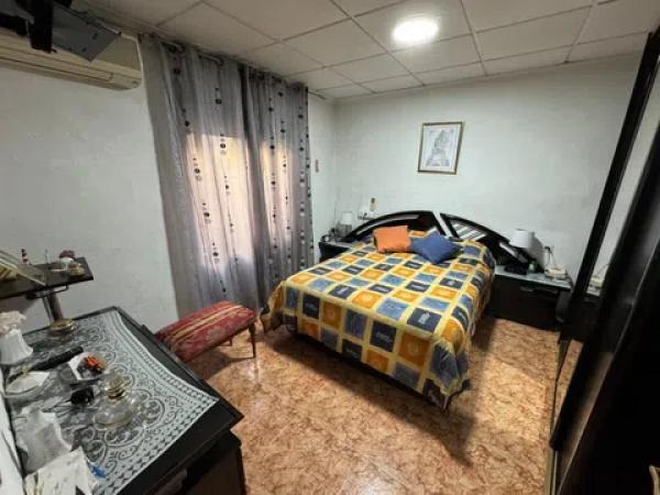 Piso en calle Escultor Navarro Santafé