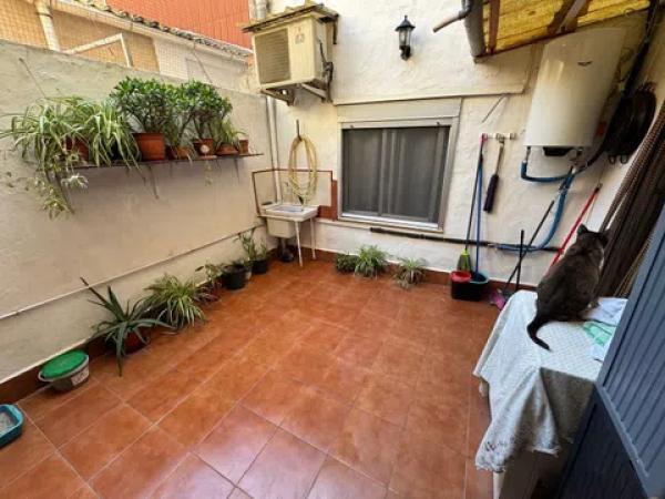 Piso en calle Escultor Navarro Santafé