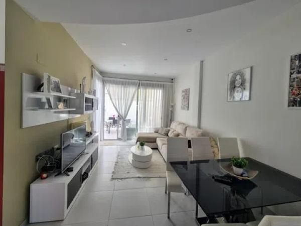 Casa independiente en avenida de Cuenca