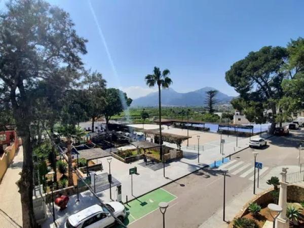 Chalet en Sanet y Negrals