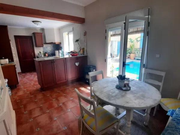 Chalet en Sanet y Negrals