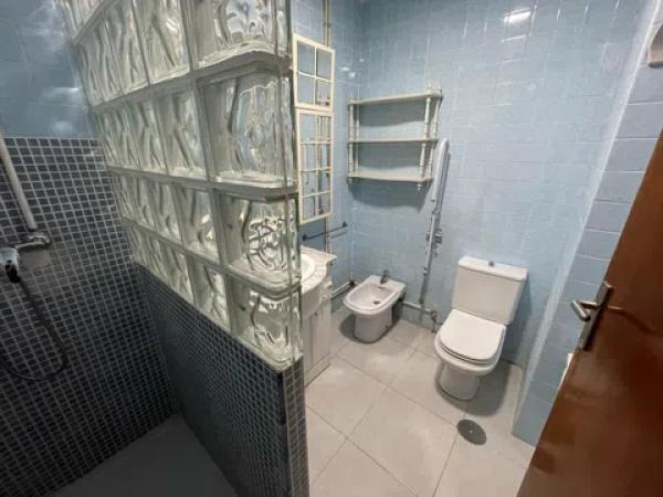 Piso en avenida Reina Victoria, 5