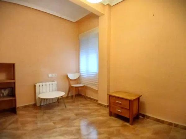 Piso en calle San Bernardo