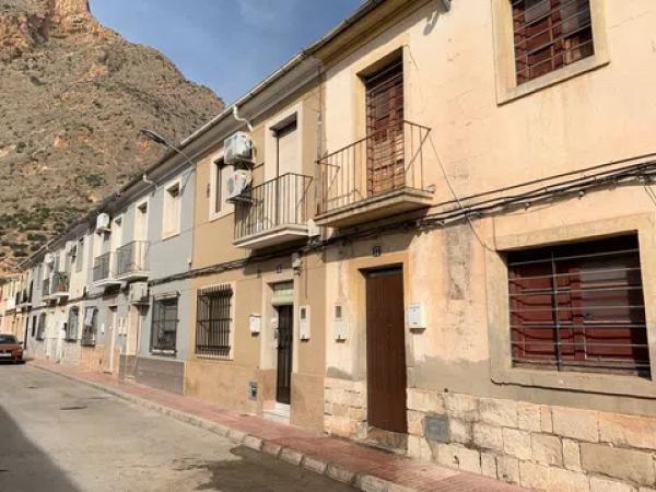 Chalet adosado en calle Alfonso Xiii, 17