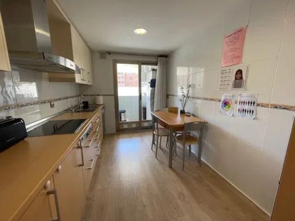 Piso en avenida de Ansaldo