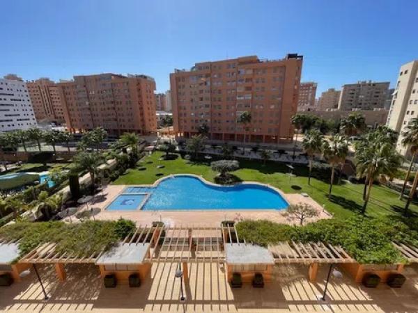 Piso en avenida de Ansaldo