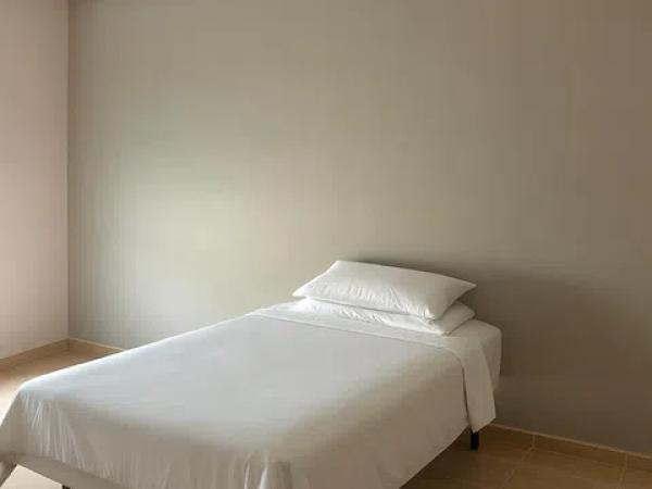 Piso en calle Lérida, 6