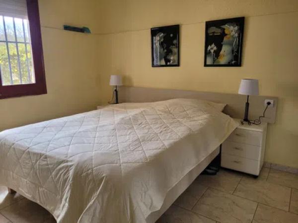 Casa independiente en camino peñon