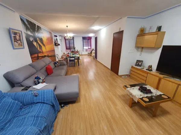 Dúplex en Barrio Reina Victoria-Miguel Hernández