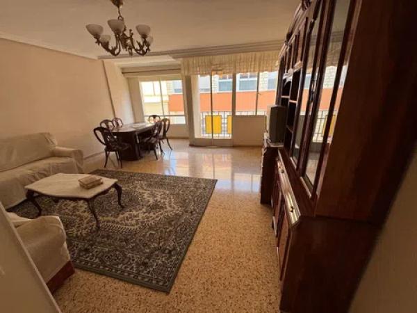 Piso en calle de Isabel la Católica