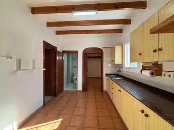 Casa independiente en calle Agost