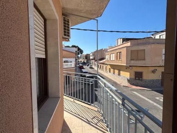 Casa independiente en calle Agost