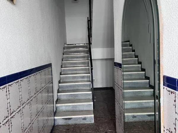 Casa independiente en calle Agost