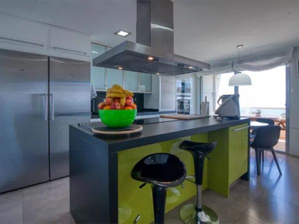 Piso en avenida Marina Baixa