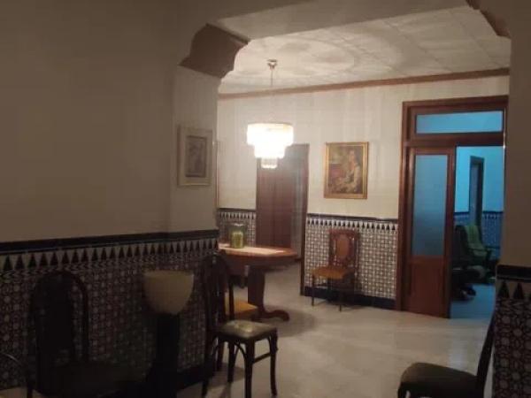 Chalet pareado en plaza de Sant Cristòfor