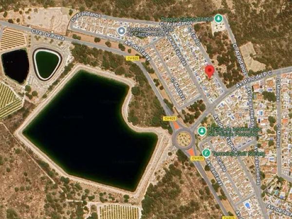 Chalet pareado en calle Eneldo, 22