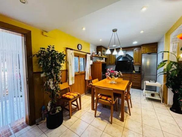 Chalet adosado en Urbanització Pla de Garaita, 87