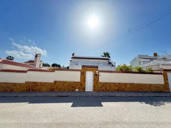 Chalet en San Miguel de Salinas