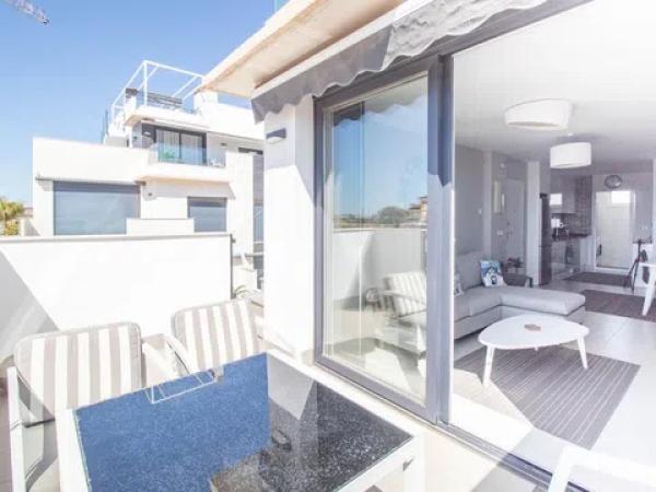 Casa independiente en calle Dalia, 50