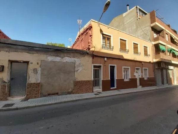 Piso en calle Lleó, 20