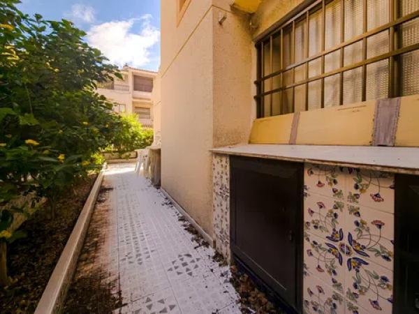 Chalet pareado en Urbanización las Viñas i