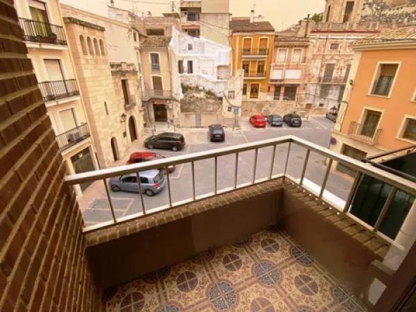 Chalet adosado en plaza Mayor, 1