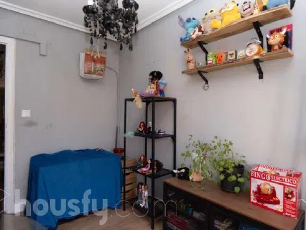 Piso en calle Arturo Salvetti Pardo