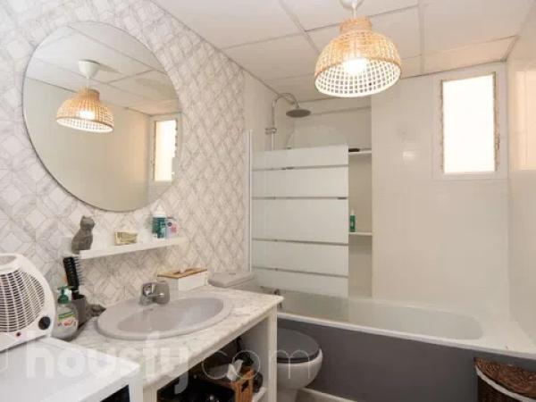 Piso en calle Arturo Salvetti Pardo