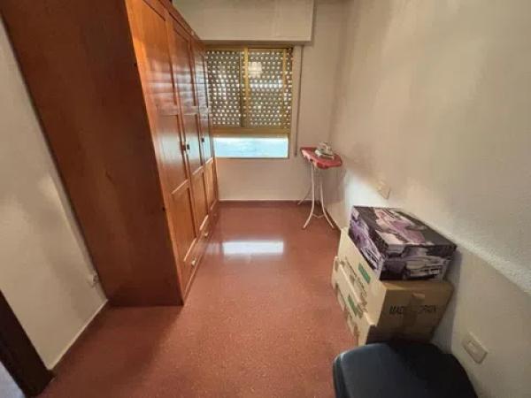 Piso en Barrio Pont Nou-Corazón de Jesús