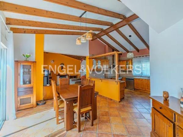 Casa independiente en calle del Bismut, 4