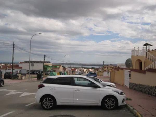 Casa independiente en avenida de La Costa Azul s/n