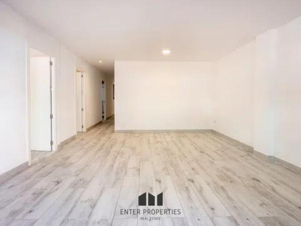 Piso en calle San Jaime