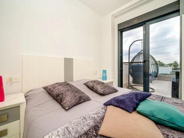 Casa independiente en avenida de Argentina, 4